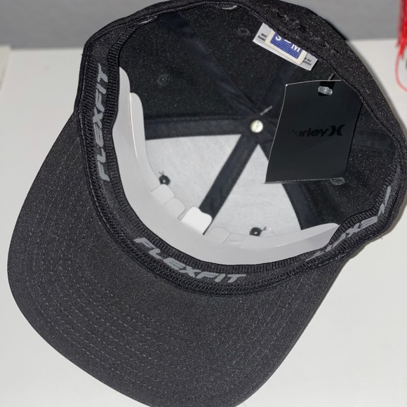 HURLEY MEN’S ONE & ONLY FLEXFIT BASEBALL HAT - Picture 8 of 11